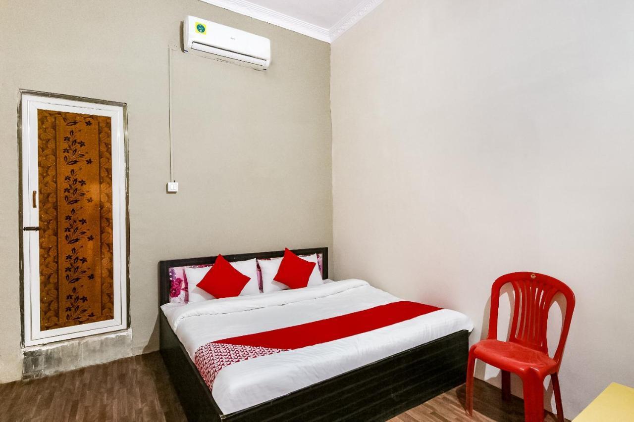 Oyo 69647 Yash Lodge Jabalpur Esterno foto